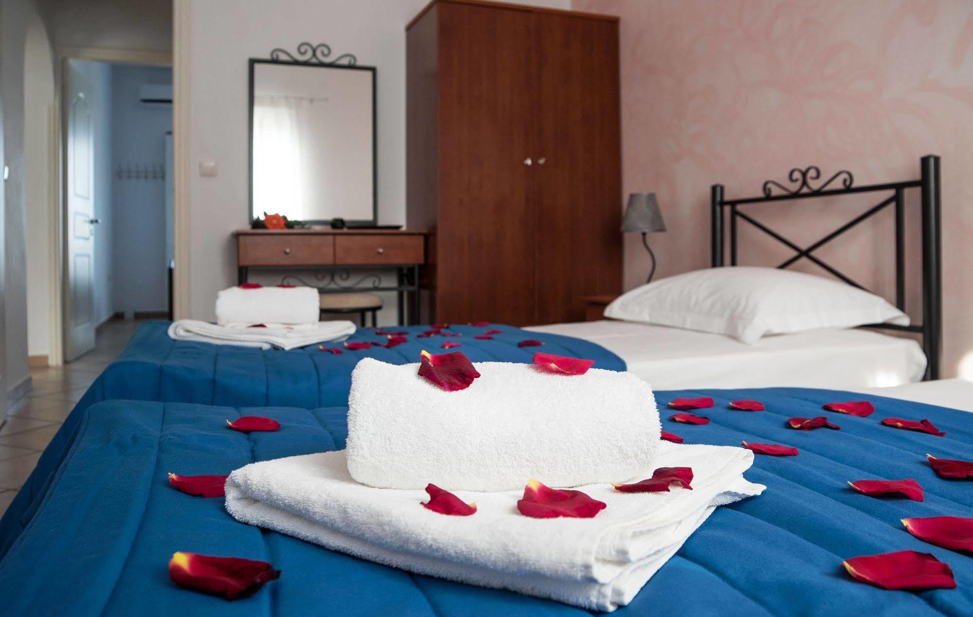 Pantonia Apartments Agia Pelagia  Экстерьер фото