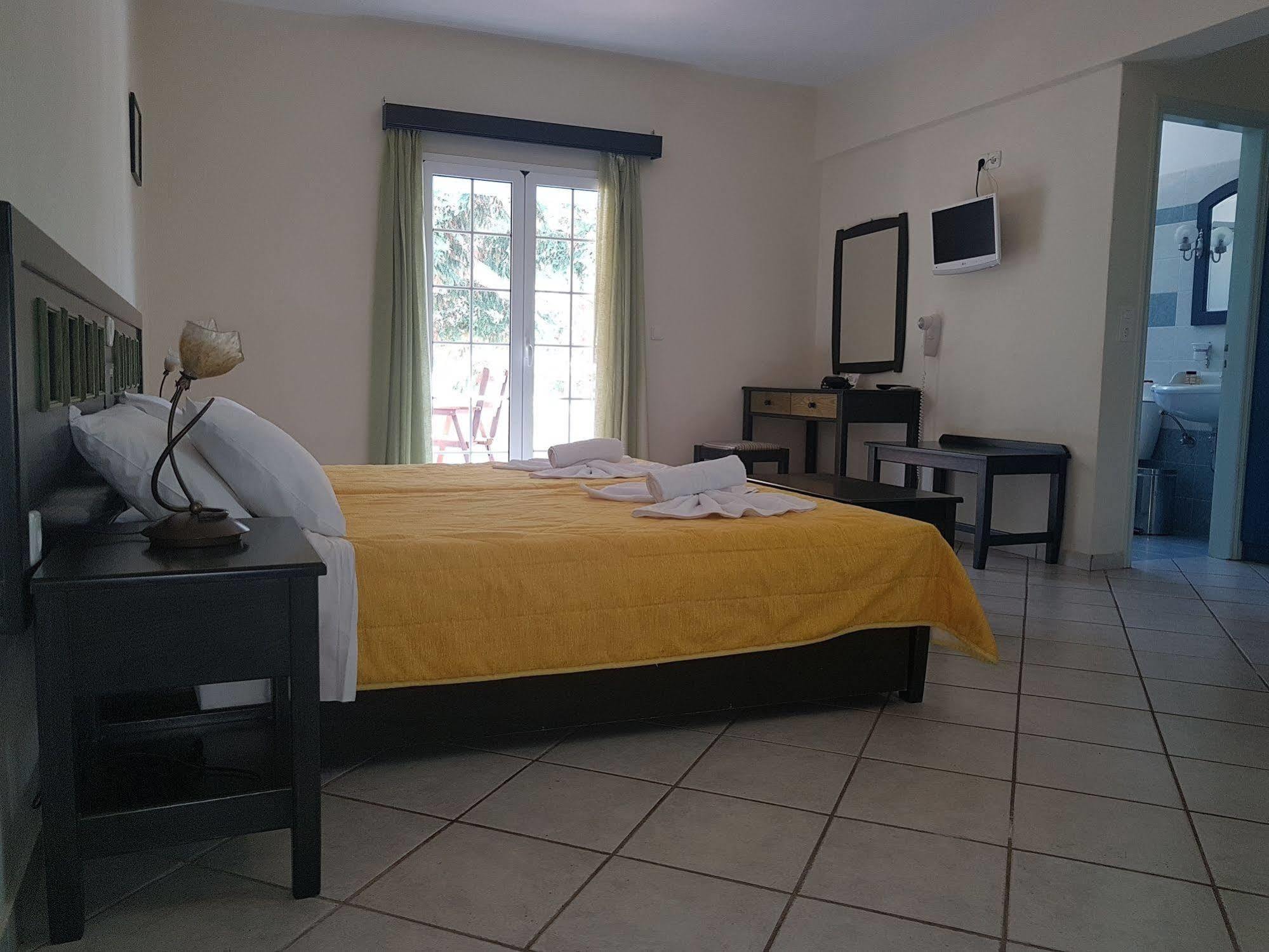 Pantonia Apartments Agia Pelagia  Экстерьер фото