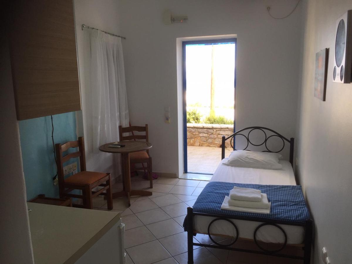 Pantonia Apartments Agia Pelagia  Экстерьер фото